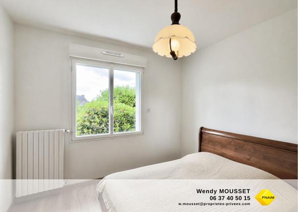 Élégante maison de 243 m² au sol, entièrement rénovée, avec sous-sol complet, aux portes de Vannes