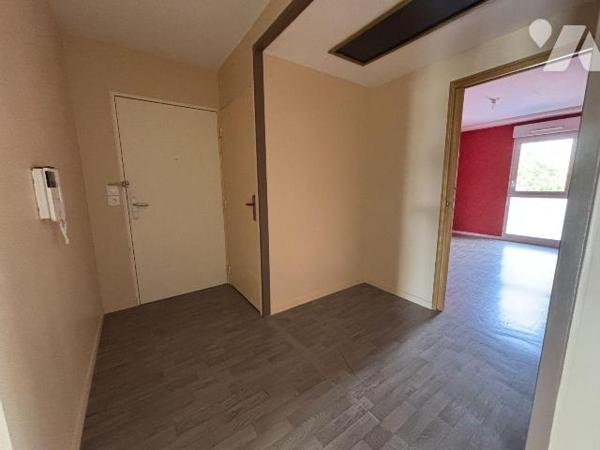 NOUVEAUTE - Etude Trente-Cinq Notaires - BRUZ

Venez découvrir ce bel appartement T4 (82,97m²...