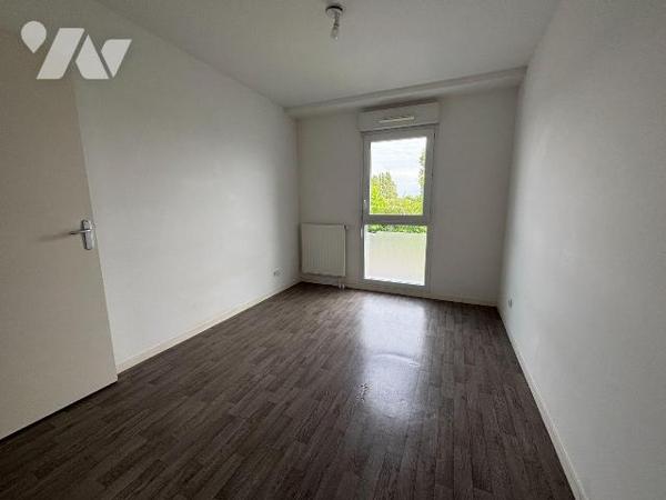 NOUVEAUTE - Etude Trente-Cinq Notaires - BRUZ

Venez découvrir ce bel appartement T4 (82,97m²...
