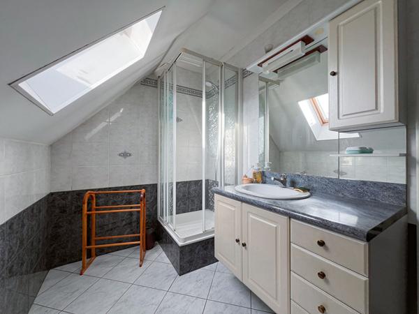 Maison Les Ponts De Ce 9 pièce(s) 186 m2