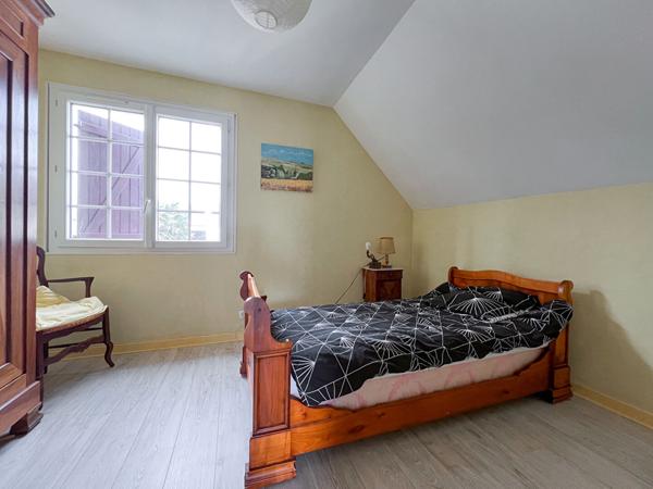 Maison Les Ponts De Ce 9 pièce(s) 186 m2