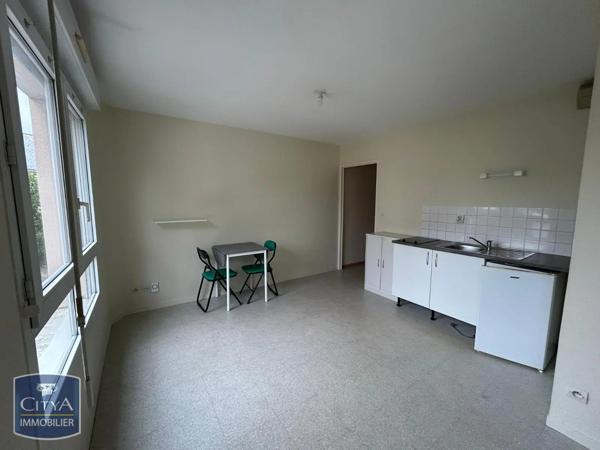 Appartement à louer 1 pièce 24.18m² Laval (53000)