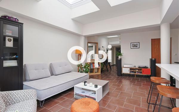 Appartement à vendre    2 pièces • 79,70 m2 Lille