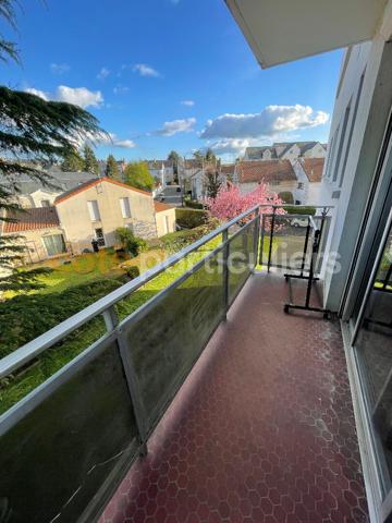 Vente
                Appartement32 m² - 1 Pièce -
                    Cholet (49300)