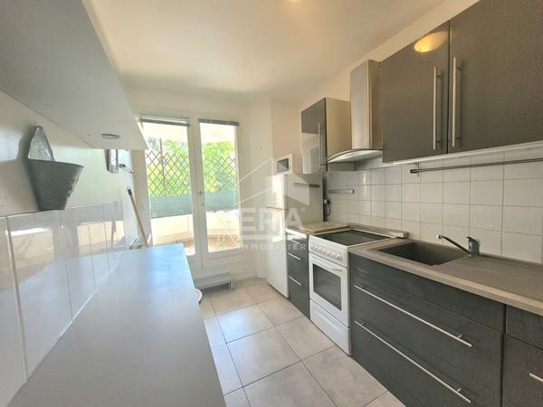 LOCATION MEUBLEE - PAU TOURASSE - T2 de 52 m² avec balcon