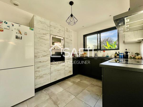 Belle maison contemporaine, 4 chambres, quartier paisible