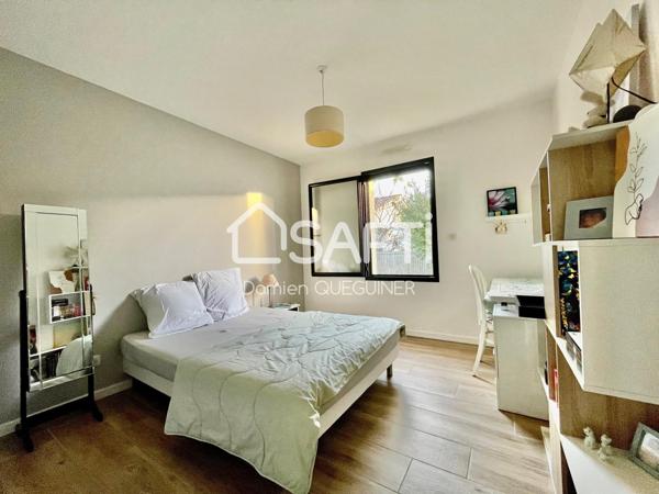 Belle maison contemporaine, 4 chambres, quartier paisible