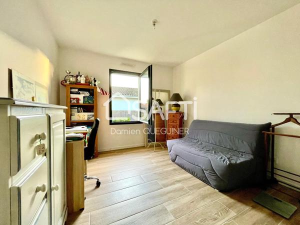 Belle maison contemporaine, 4 chambres, quartier paisible