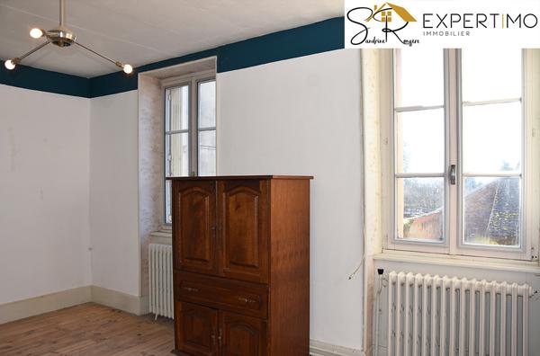 Saint-Gervais-d'Auvergne (63390) Maison de Village à Rénover – Gros Potentiel – St Gervais d'Auvergne