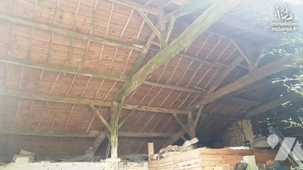 IDEAL FAMILLE NOMBREUSE! Dans un environnement calme et verdoyant à 5 min du centre. Belle pres...