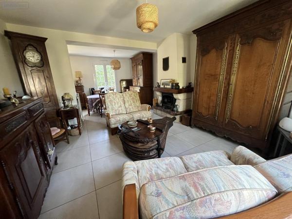 Maison à vendre à Châteaugiron en Ille-et-Vilaine (35410), ref : VM2481-35018