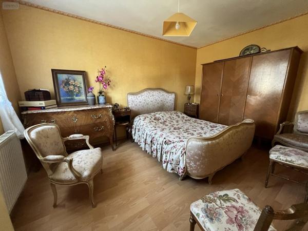 Maison à vendre à Châteaugiron en Ille-et-Vilaine (35410), ref : VM2481-35018