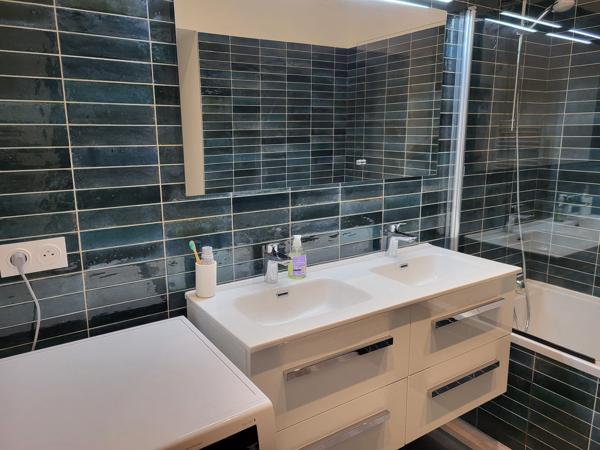 Appartement
         4 pièces
        - 106 m² Exclusivité 348 000 € *