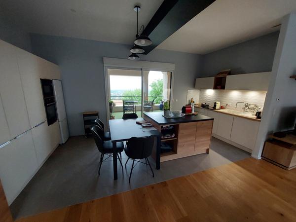 Appartement 4 pièces - 106 m² Exclusivité efficity