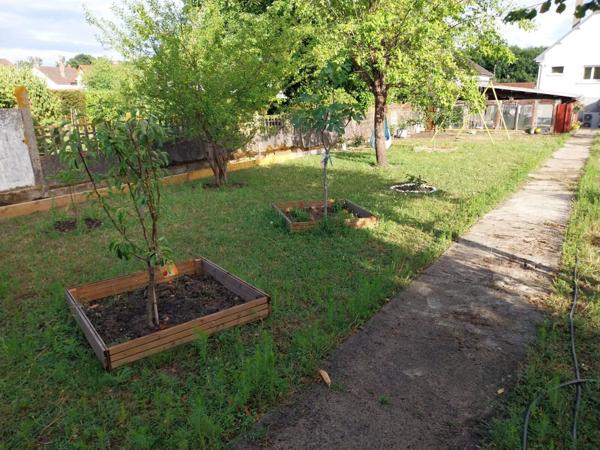 Vente Maison 8 pièces 255 m2 à Vierzon