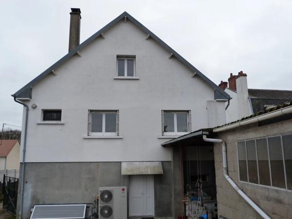 Vente Maison 8 pièces 255 m2 à Vierzon