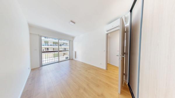 Le Cannet - 3 pièces 84m2 rénové - Cave - Garage fermé