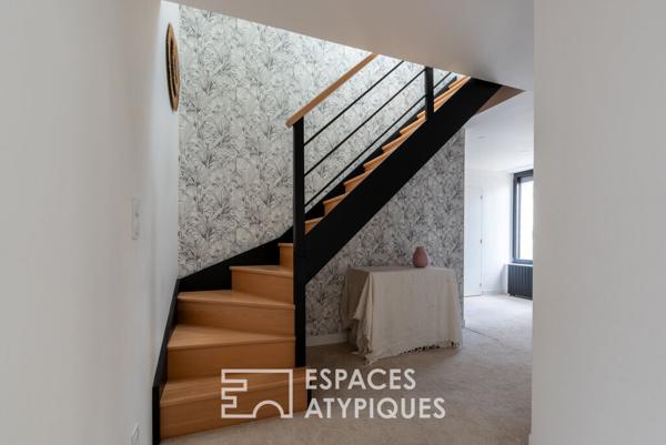 Maison de ville rénovée avec soin et jardin