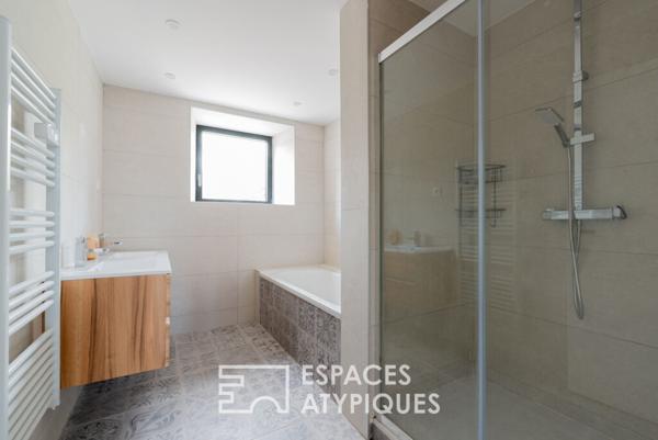 Maison de ville rénovée avec soin et jardin