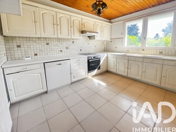 Maison à vendre 6 pièces 115 m² Combs-la-Ville