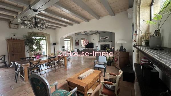 Maison à vendre 7 pièces de 300 m²