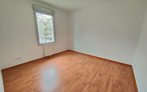 Appartement à vendre    3 pièces • 76,90 m2 Meylan