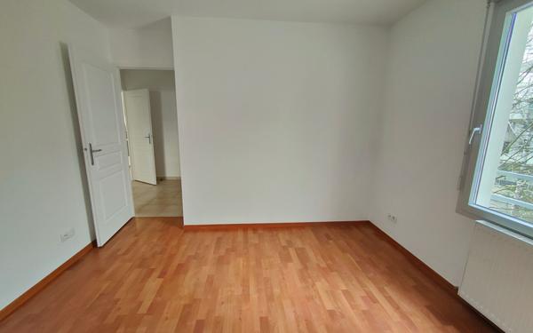 Appartement à vendre    3 pièces • 76,90 m2 Meylan