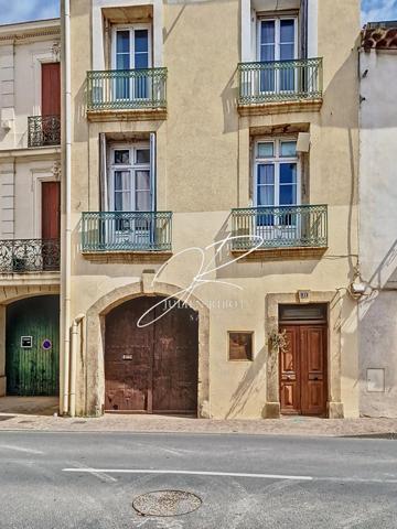 Maison de village T4 98 m² garage 140 m²