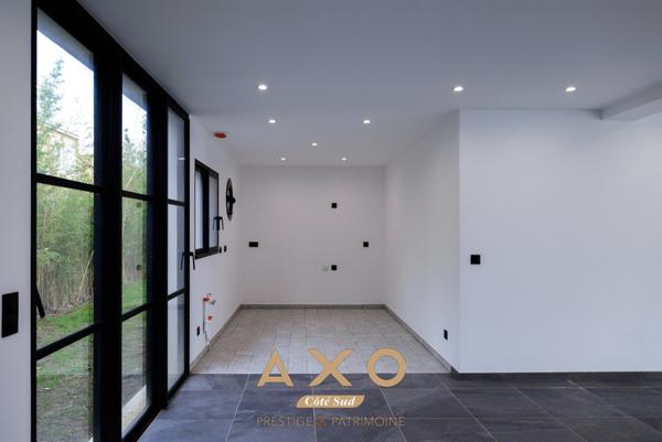 SALON-DE-PROVENCE  MAISON ART DÉCO T5  GARAGE  JARDIN  LOTISSEMENT SÉCURISÉ  560 000 