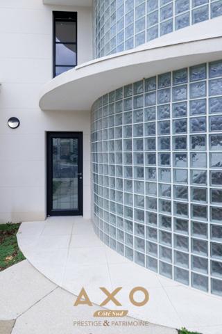 SALON-DE-PROVENCE  MAISON ART DÉCO T5  GARAGE  JARDIN  LOTISSEMENT SÉCURISÉ  560 000 