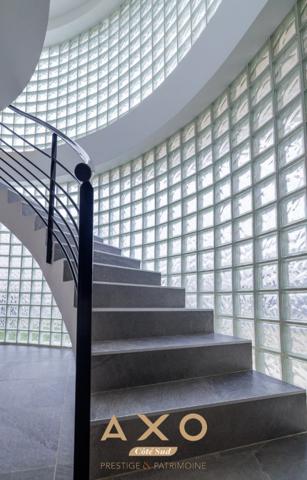 SALON-DE-PROVENCE  MAISON ART DÉCO T5  GARAGE  JARDIN  LOTISSEMENT SÉCURISÉ  560 000 