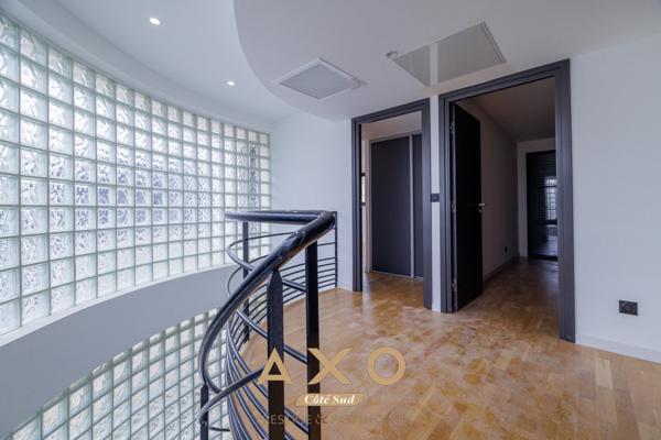 SALON-DE-PROVENCE  MAISON ART DÉCO T5  GARAGE  JARDIN  LOTISSEMENT SÉCURISÉ  560 000 
