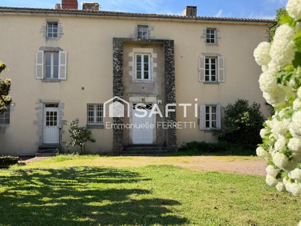 Ensemble immobilier ancien – esprit de domaine, caractère intact