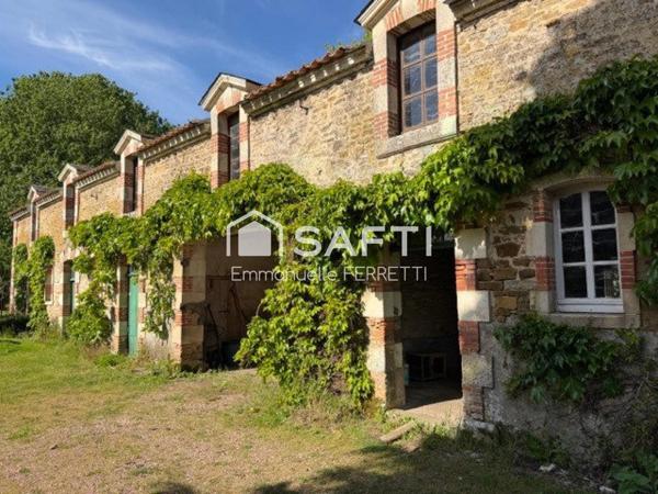 Ensemble immobilier ancien – esprit de domaine, caractère intact