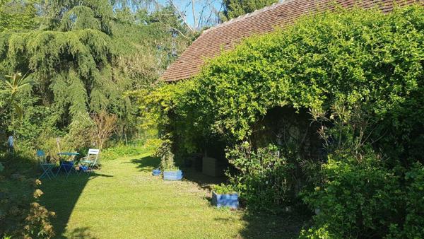 Maison à vendre à Saint-Georges-sur-la-Prée dans le Cher (18100), ref : 41036/3184