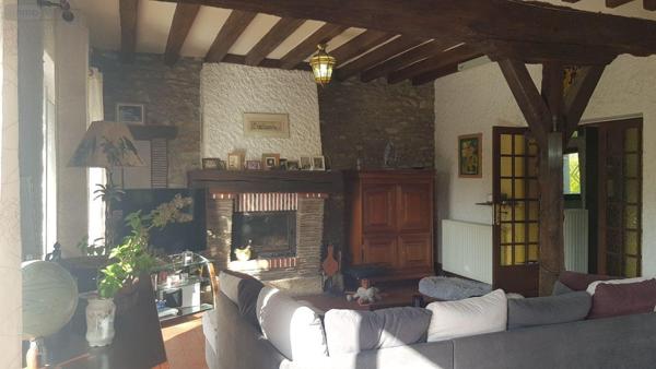 Maison à vendre à Saint-Georges-sur-la-Prée dans le Cher (18100), ref : 41036/3184