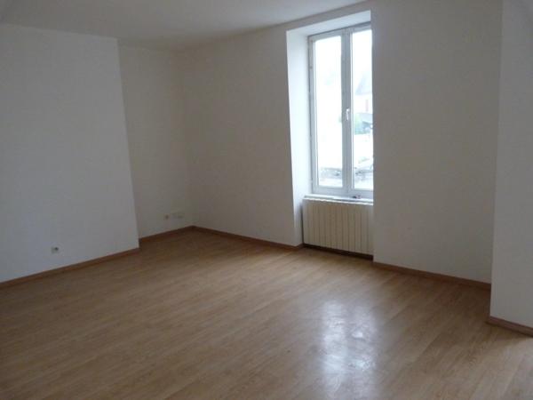 Vente                                                      Appartement
                        
                     2 pièces                      39 m2                     à Vierzon
