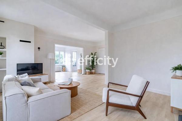 Maison 8 pièces - 180 m²