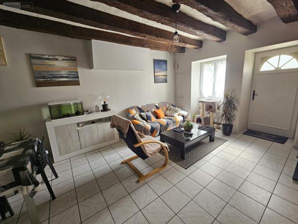 Maison à vendre à Montlouis-sur-Loire dans l'Indre-et-Loire (37270), ref : 013/1492   
MONTLOUIS SUR LOIRE