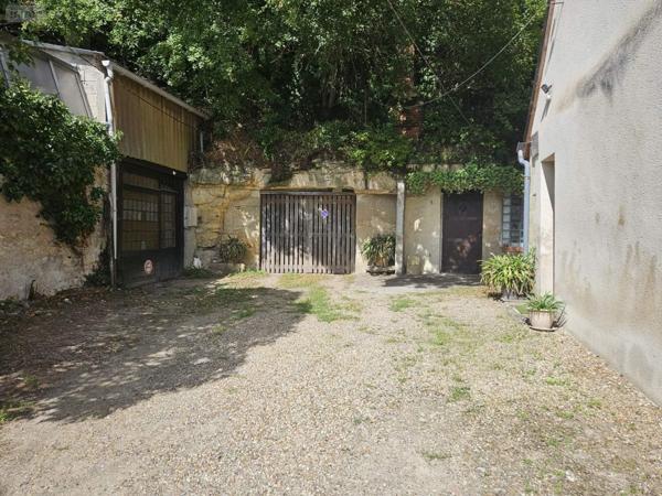 Maison à vendre à Montlouis-sur-Loire dans l'Indre-et-Loire (37270), ref : 013/1492   
MONTLOUIS SUR LOIRE