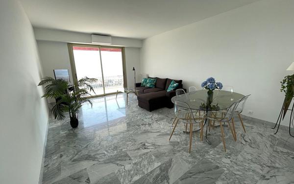 Appartement à louer    2 pièces •  Cagnes-sur-Mer