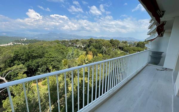 Appartement à louer    2 pièces •  Cagnes-sur-Mer