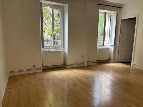 Appartement à vendre à Vals-les-Bains (07600)
