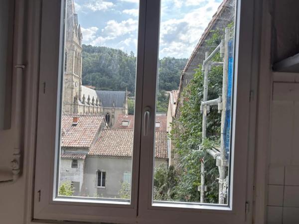Appartement à vendre à Vals-les-Bains (07600)