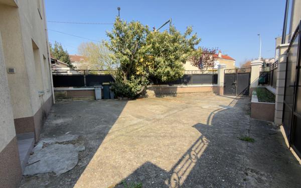 Maison à vendre    5 pièces •  Neuilly-Plaisance