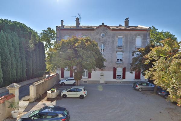 Appartement Ginestas 3 pièce(s) 78 m2 + combles 74m2