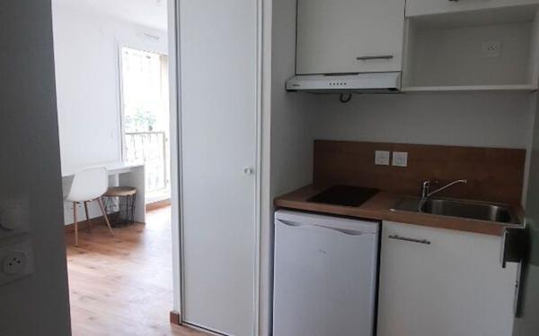 Appartement à louer    1 pièce •  Lyon 7