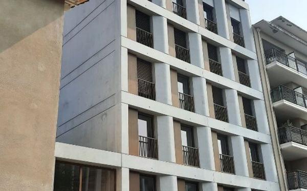 Appartement à louer    1 pièce •  Lyon 7