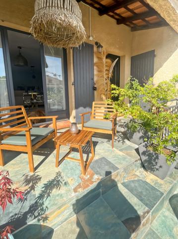 À vendre  Maison de 170 m² exposée plein sud avec piscine et stationnement  Secteur Les Olives, Marseille