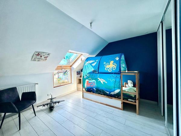 Maison contemporaine au calme à Vezin le Coquet